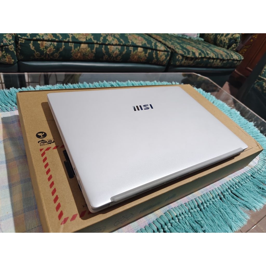 laptop msi modern 14 core i3 1115g4 8/256 fhd ips mulpis