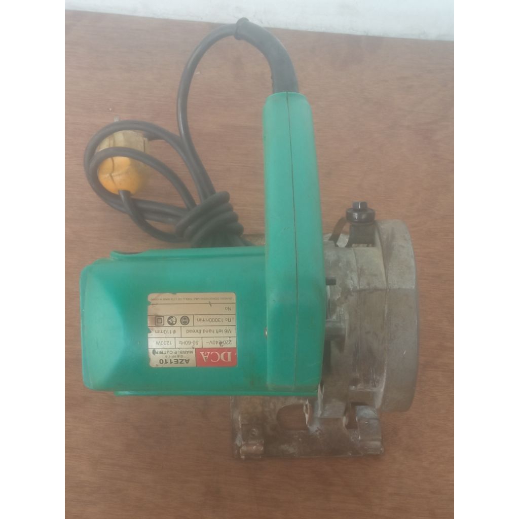 serkel moderen pemotong keramik 4inch kondisi second normal baik siap pakai kerja