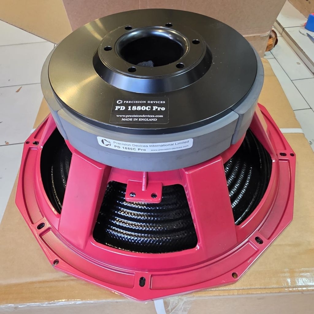 SPEAKER COMPONENT PD1880 CARBON PRO 18 INCH SPEAKER PD1880 CARBON PRO