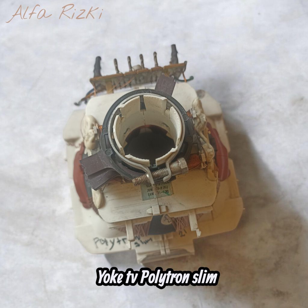 yoke Polytron slim 21 inch