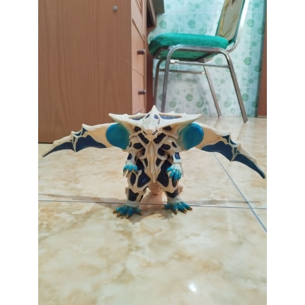 Original bandai sofubi Geranda