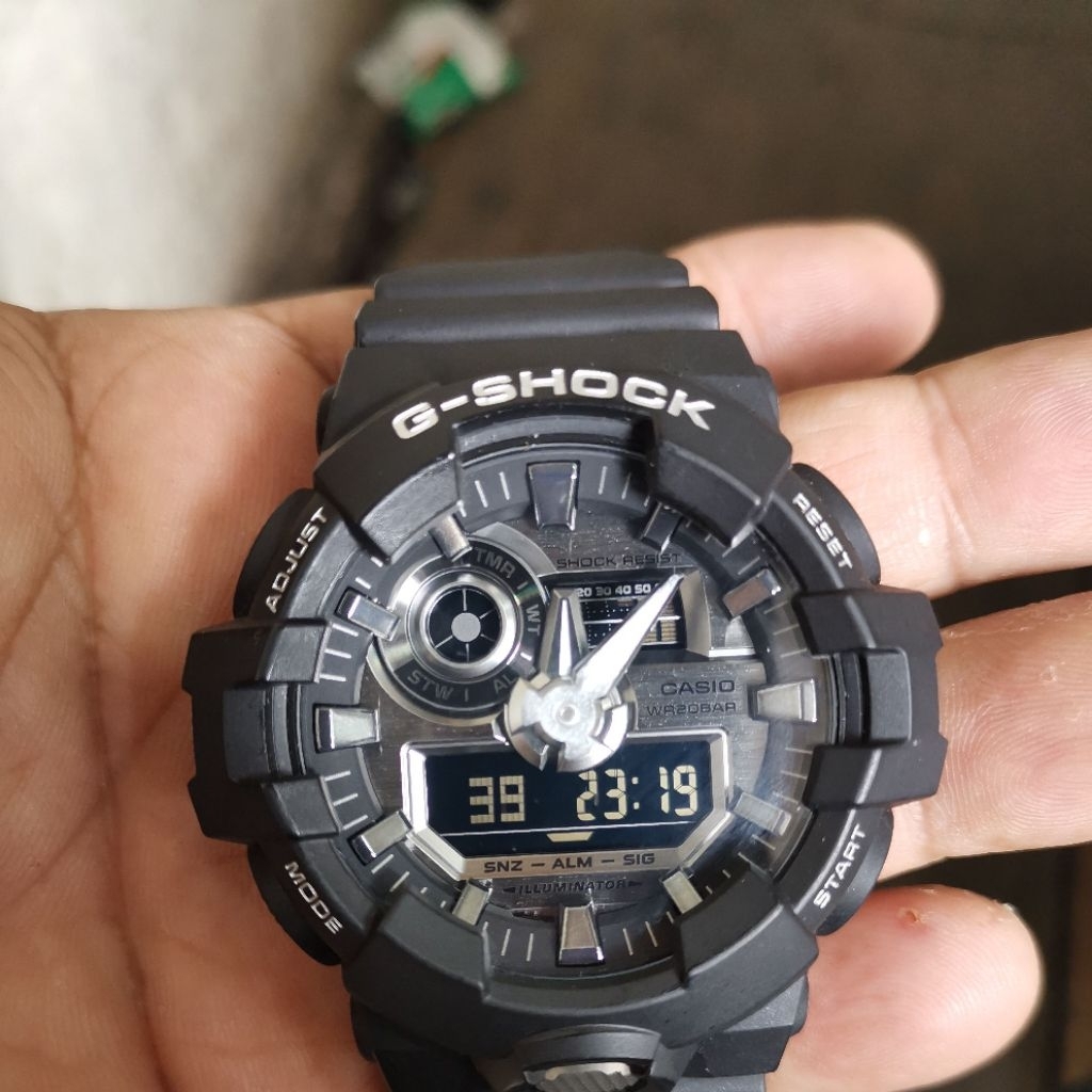 CASIO G-SHOCK GA-710