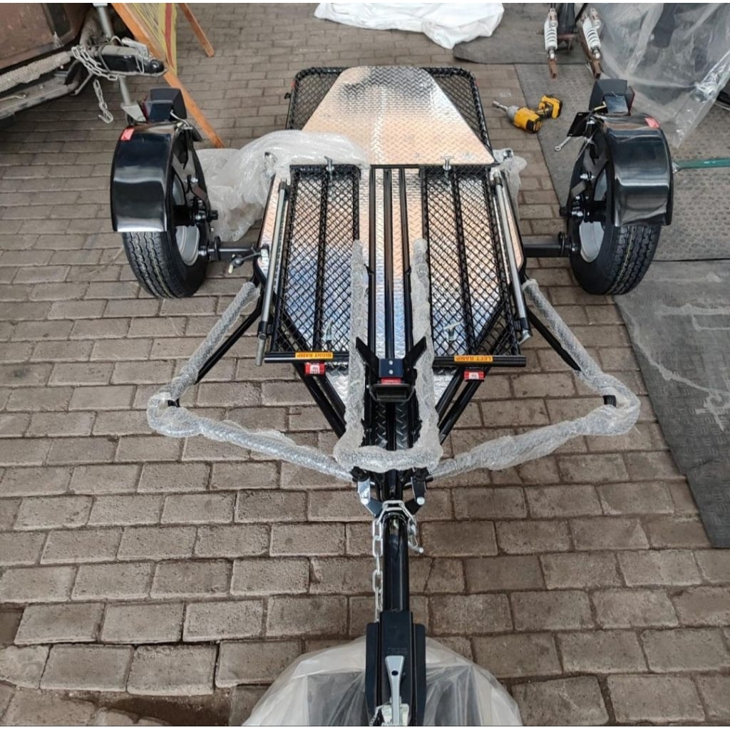 Anhang Towing Motor Gandengan Trailer Import Untuk 3 Motor Harley dan Motor Umum Lainnya