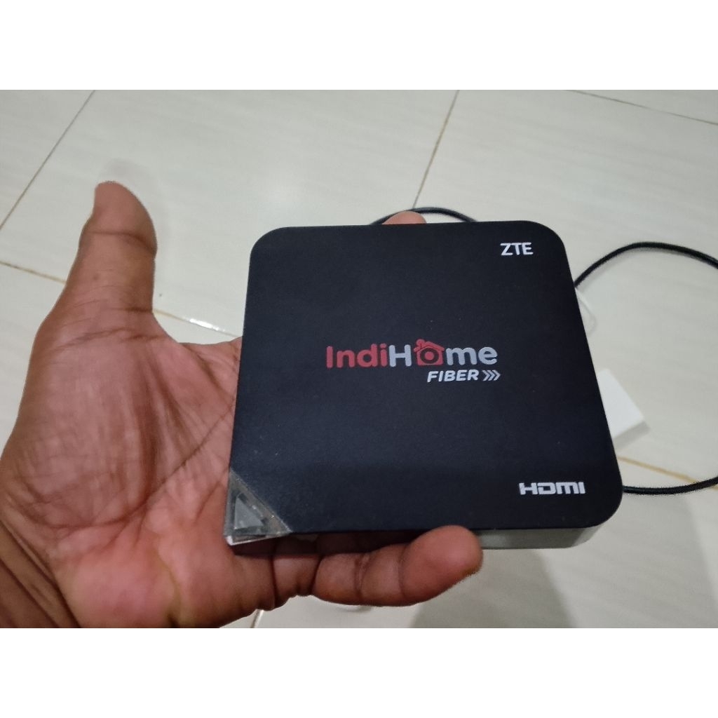 Stb android ZTE v1 masih original belum di root