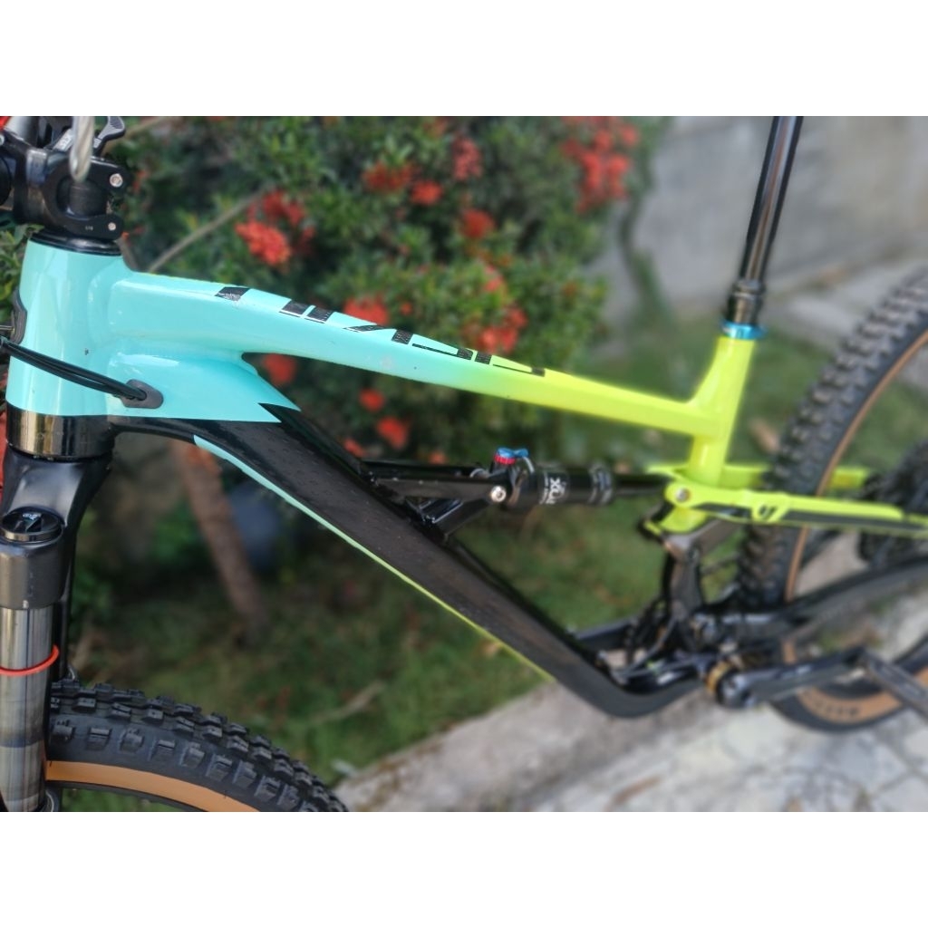 FRAME ONLY POLYGON SISKIU T7 2021 M 27.5 upgrade FOX DPS headset CANE CREEK