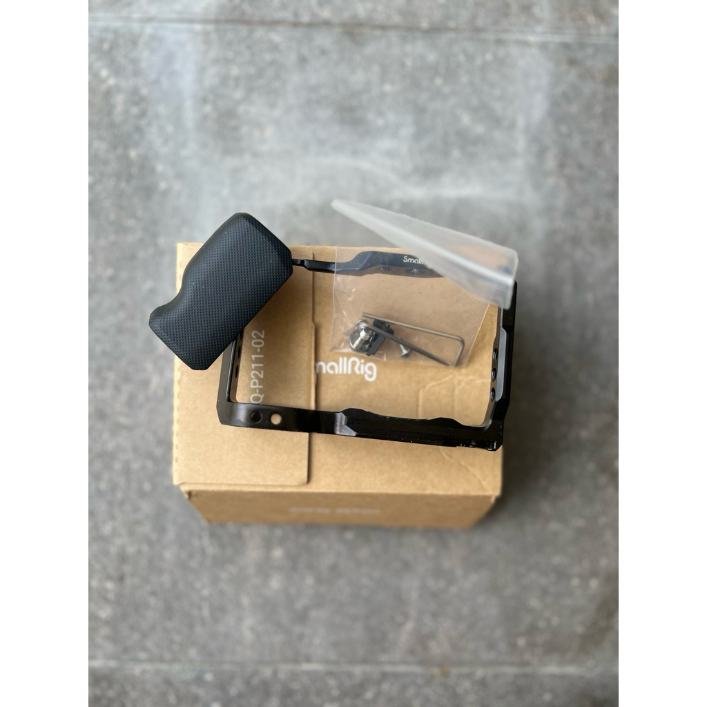 Smallrig cage with grip for Sony ZV E-10 3538