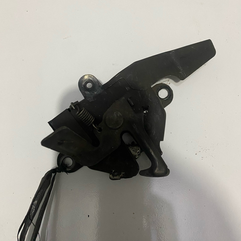 doorlock kap cap mesin xeni avanza copotan mobil original