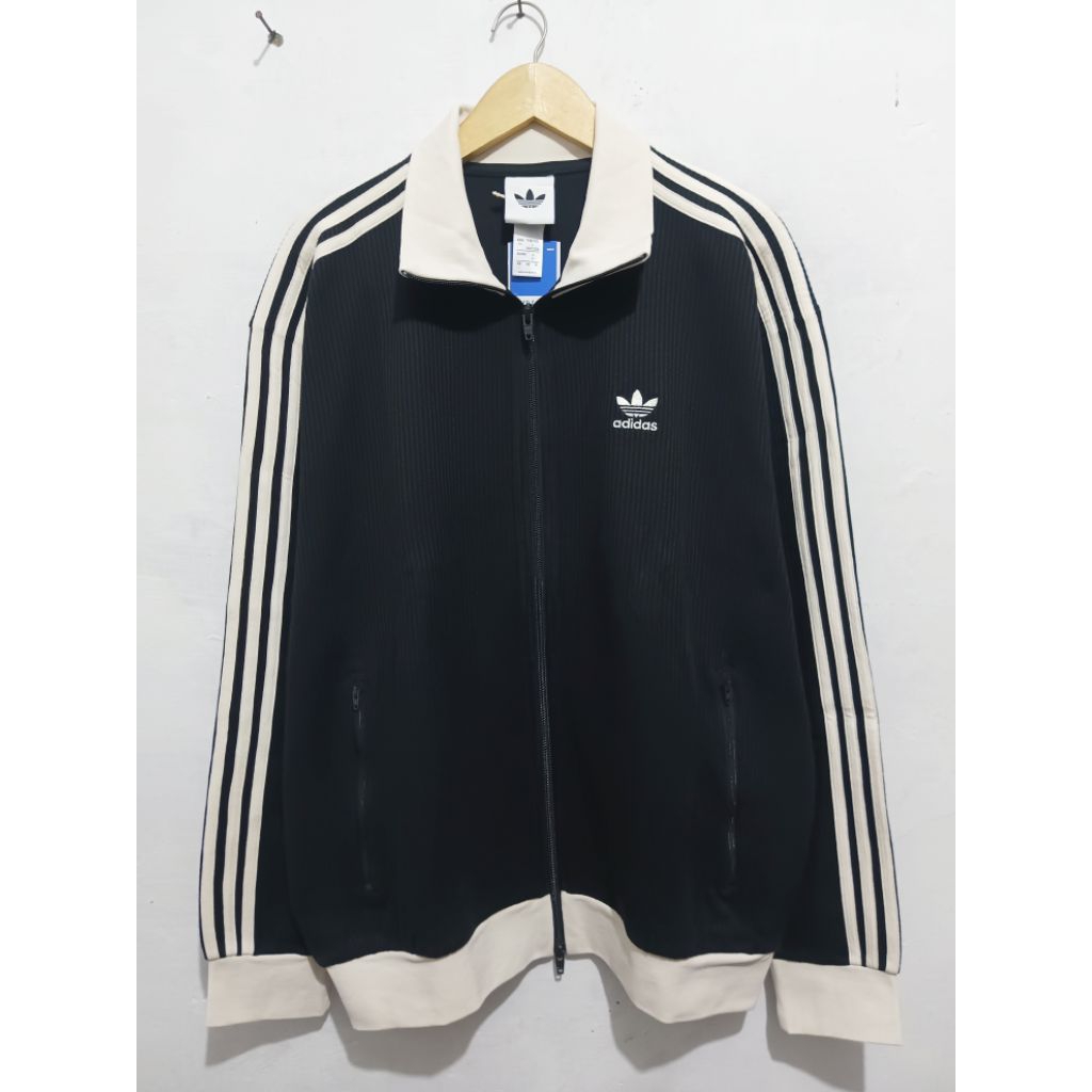 Tracktop Adidas Waffle Classic.