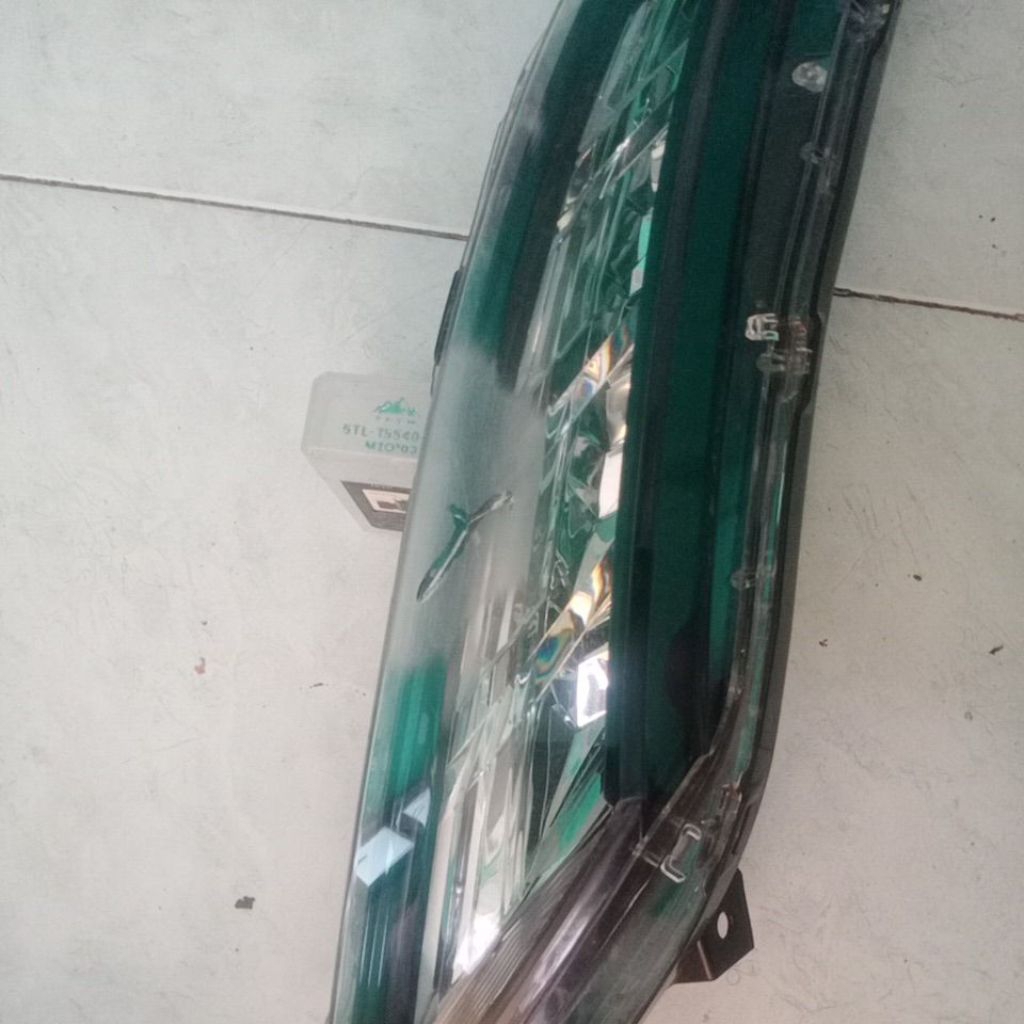 poles repair lampu mobil