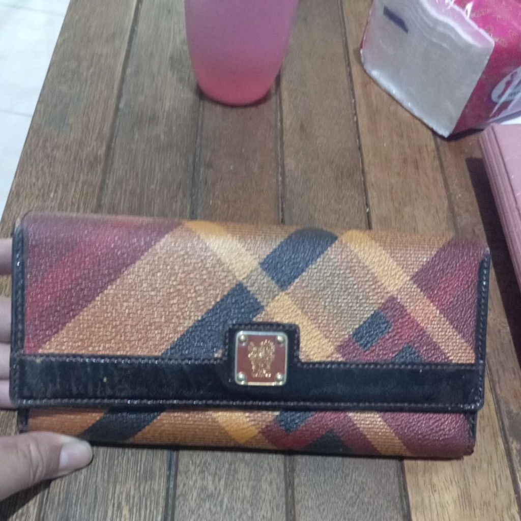 Dompet Lipat Panjang Daks Vintage