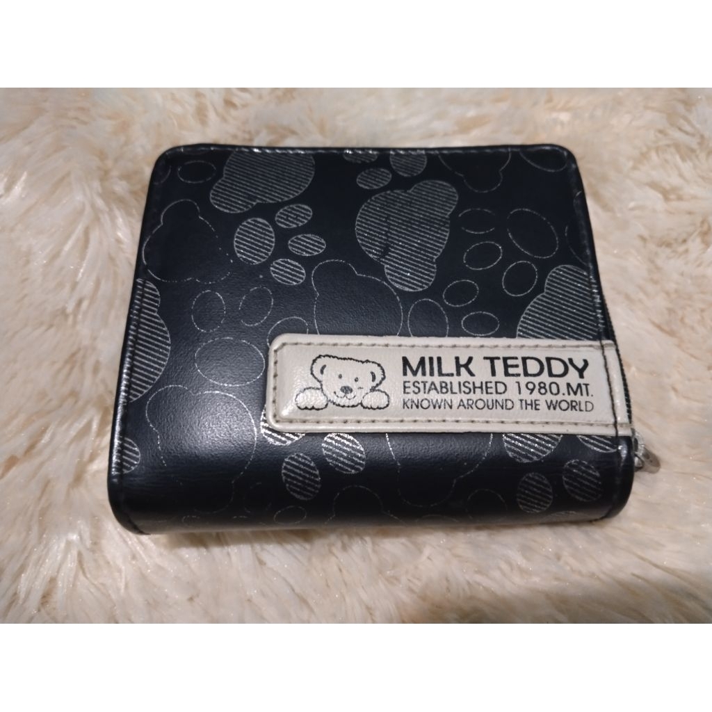 Dompet Milk Teddy black