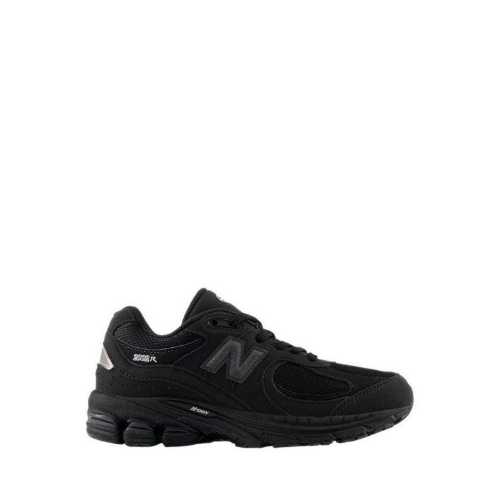 Sepatu Remaja Sneakers NB 2002 Boys Kids Sneakers Shoes - Black NEWG200265U