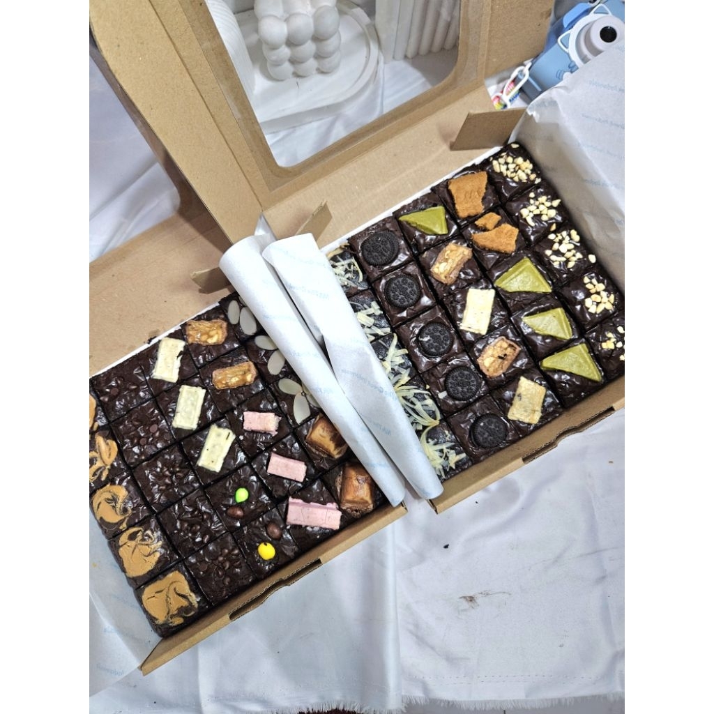 BROWNIES FUDGE SEKAT 20X20