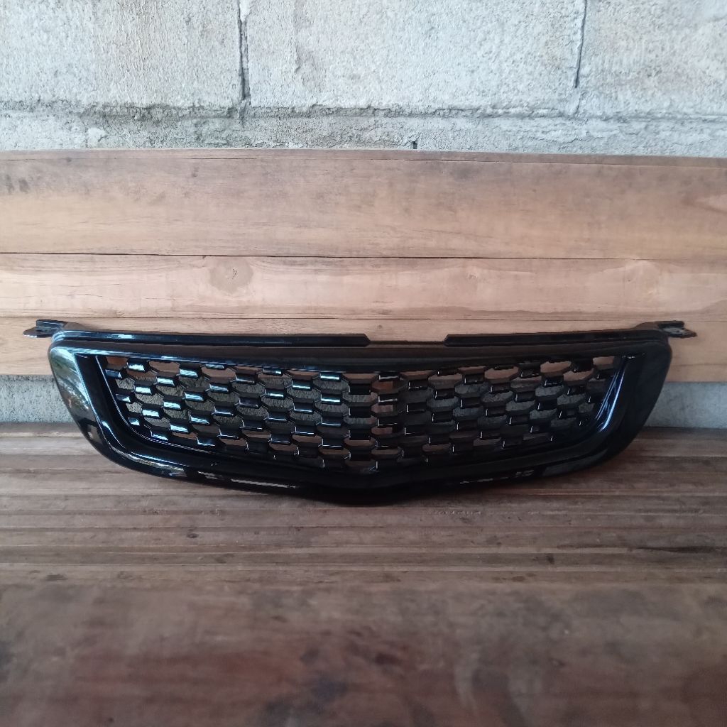 grill belta toyota vios gen 1 original