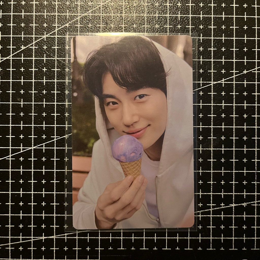 Byeon Wooseok Season Greatings 2025 Photocard