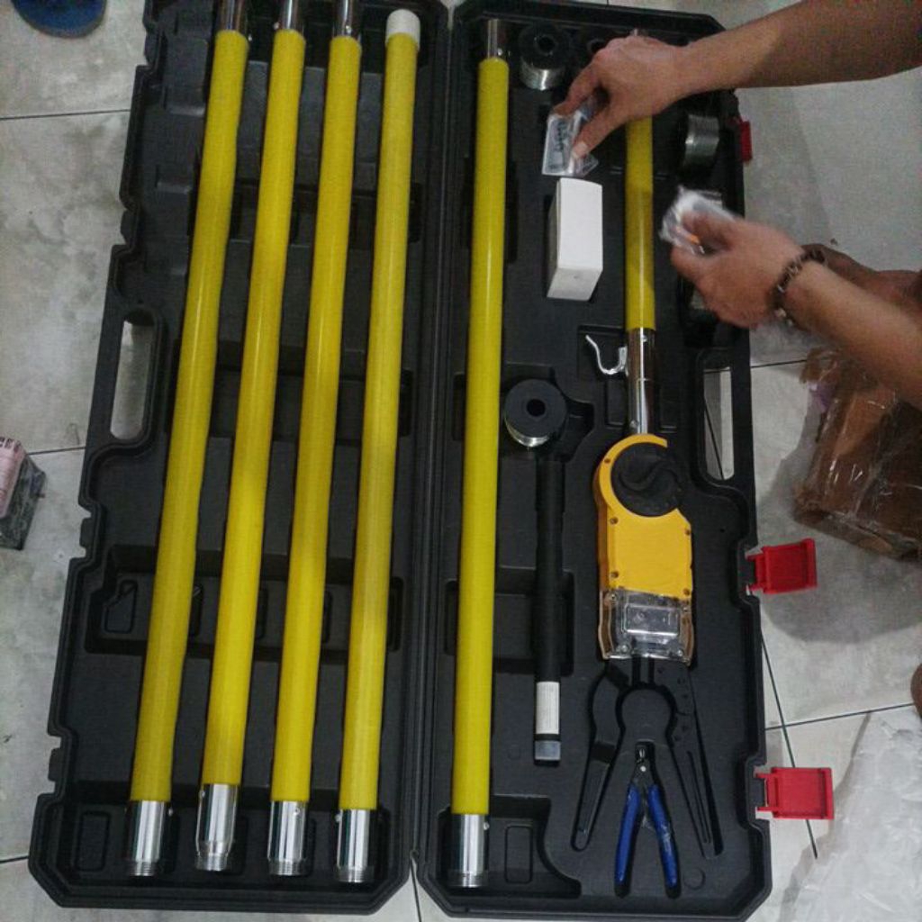 tongkat fiber optic di langit tiang atas untuk perapi merapikan