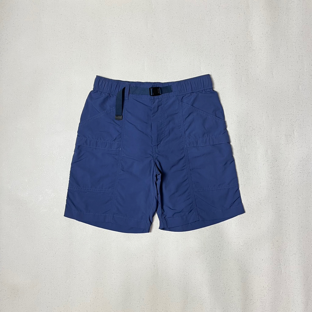 Uniqlo geared utility short pants