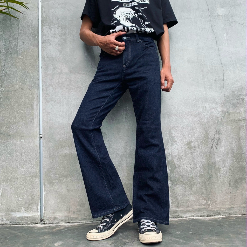 General Uniqlo (GU) Bootcut Deep Blue Jeans