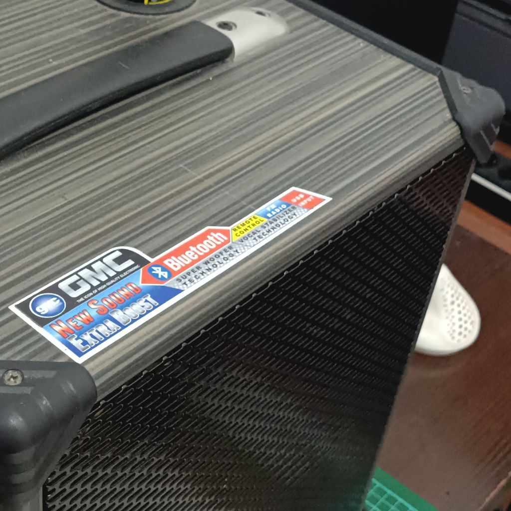 Speaker Bluetooth Portable GMC 899Q