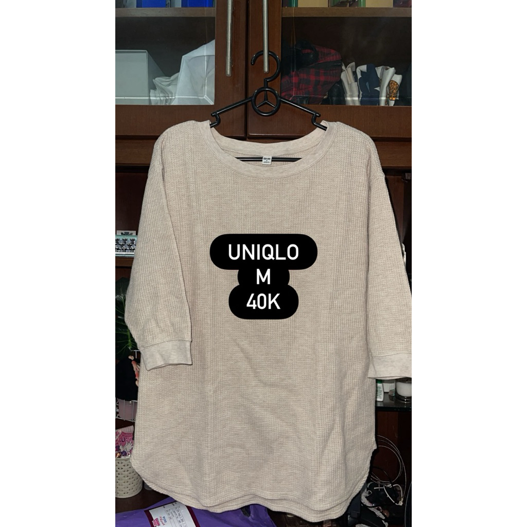 (PRELOVED) Uniqlo waffle sweater