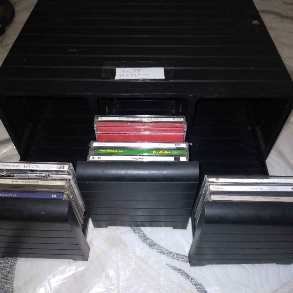Rak Kaset Cd kapasitas 72 pcs