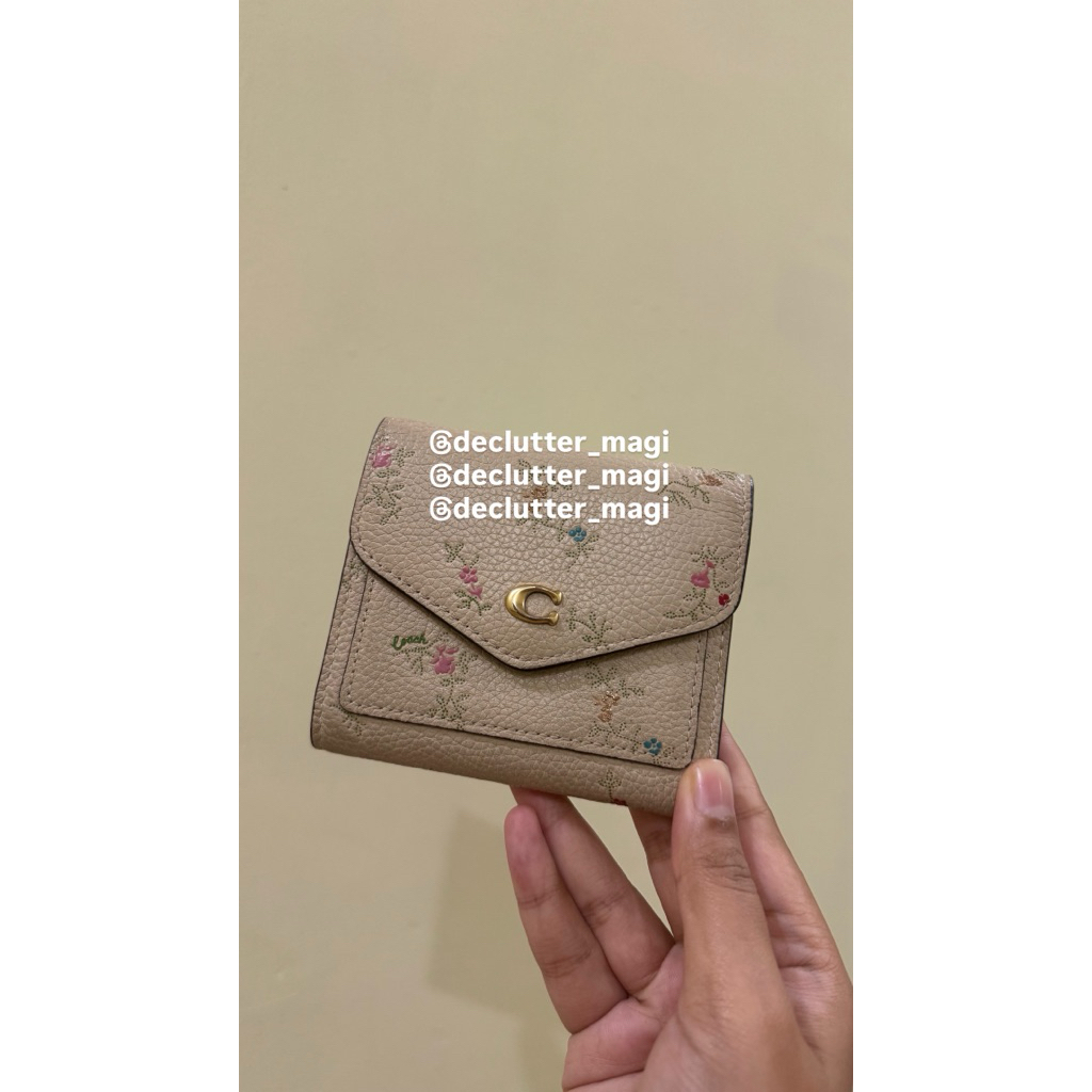 preloved dompet coach