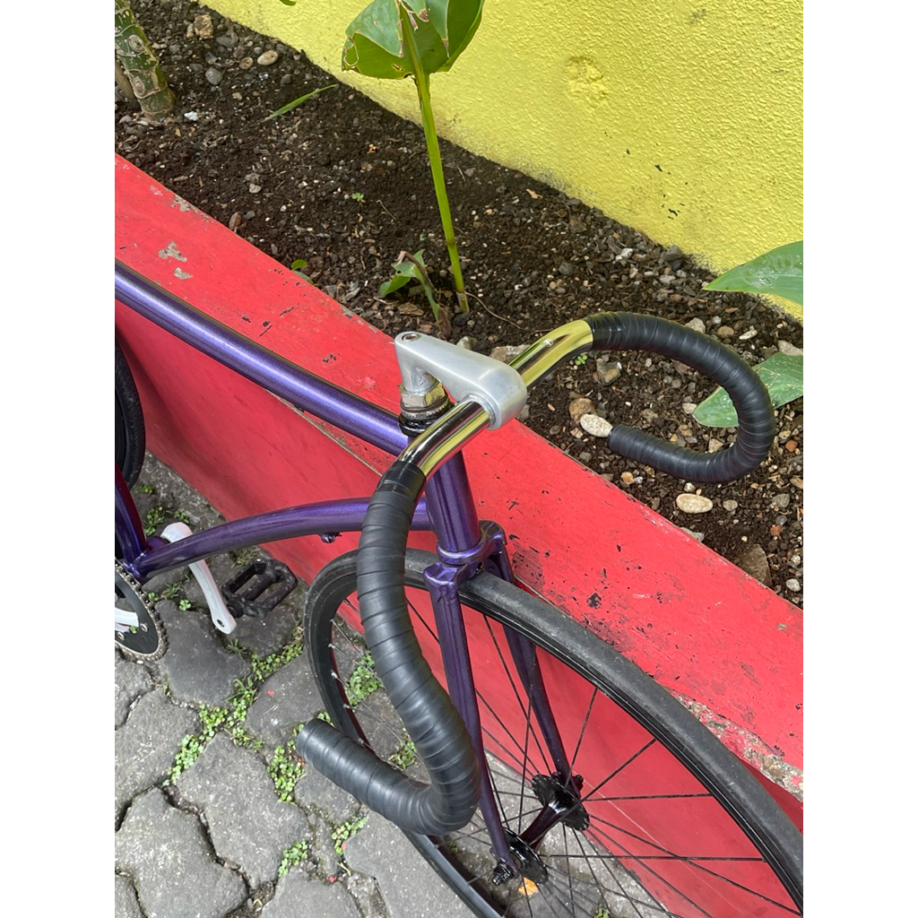 trackbar nitto njs