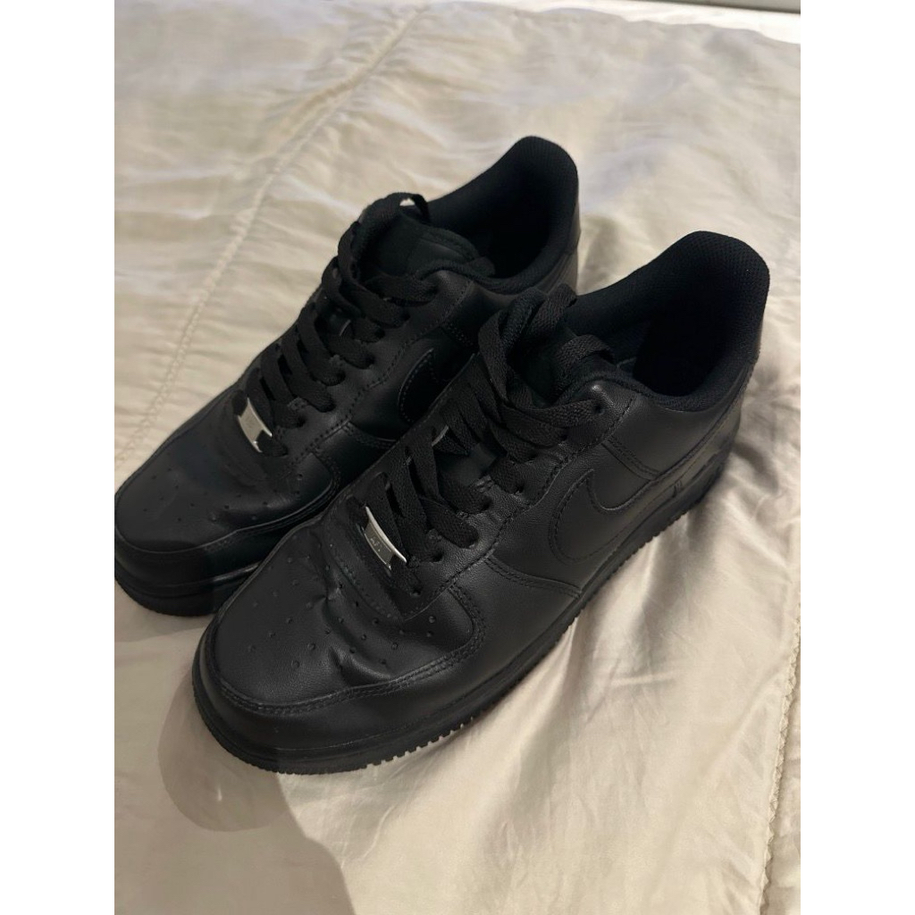 NIKE AIR FORCE 1