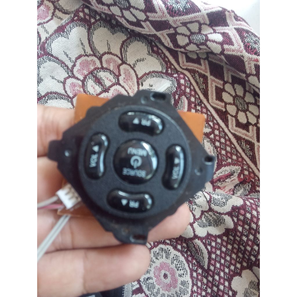 SENSOR TV POLYTRON PLD32D1550 PLD32B1550  sensor Tv Polytron pld32d1550 pld32b1550   tombol tv Polyt