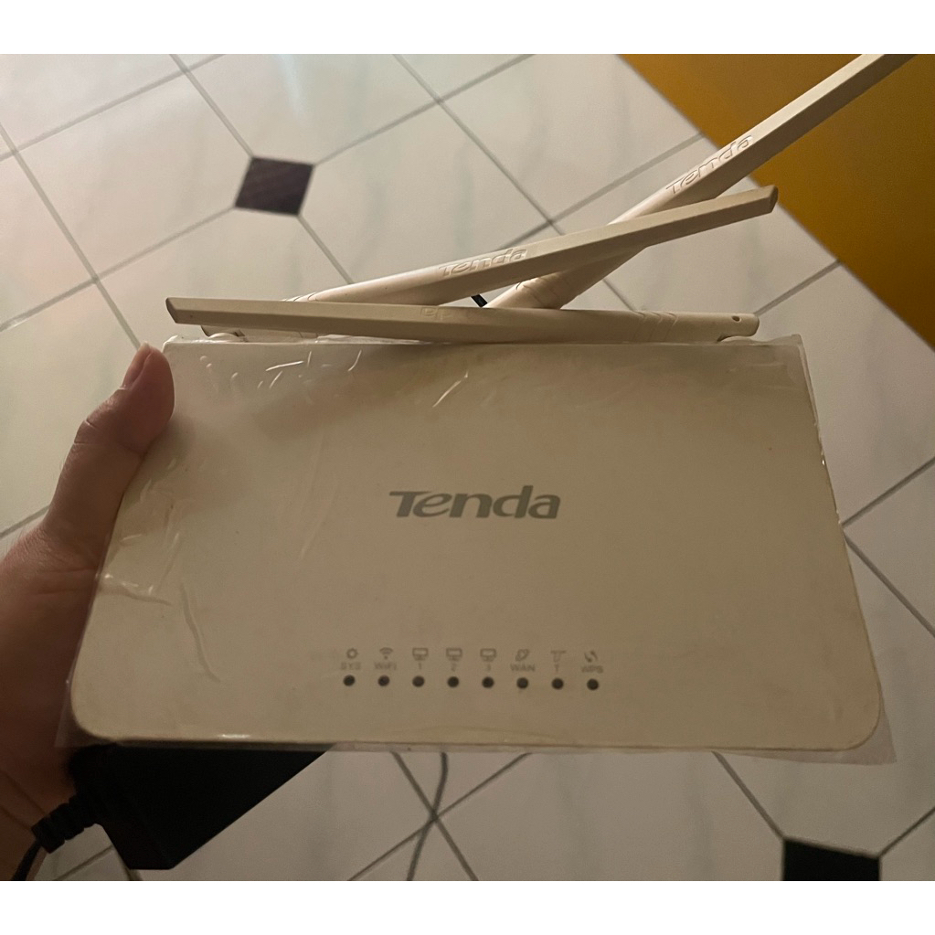 TENDA ROUTER