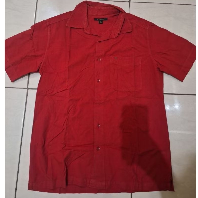 Preloved Kemeja Lengan Pendek Pria MGEE BASIC size S