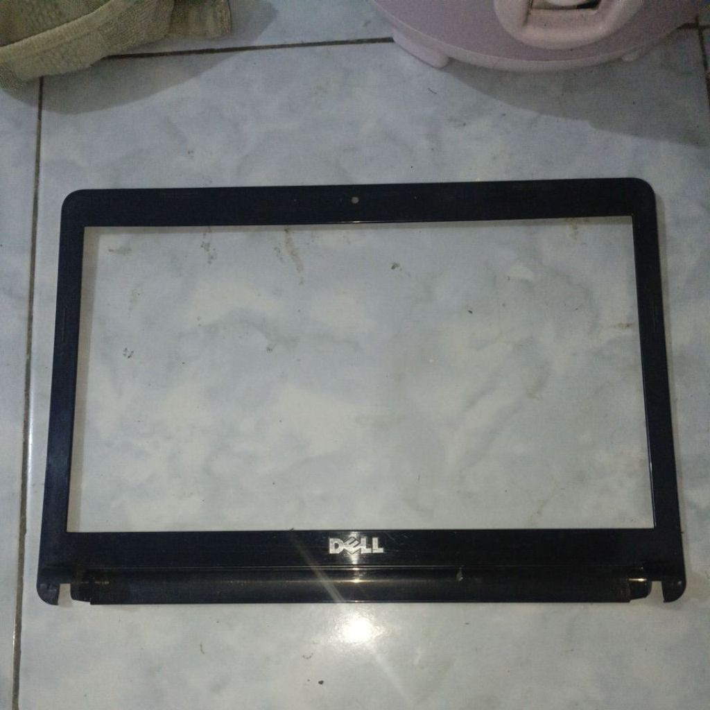 frame lcd laptop dell inspiron 1440