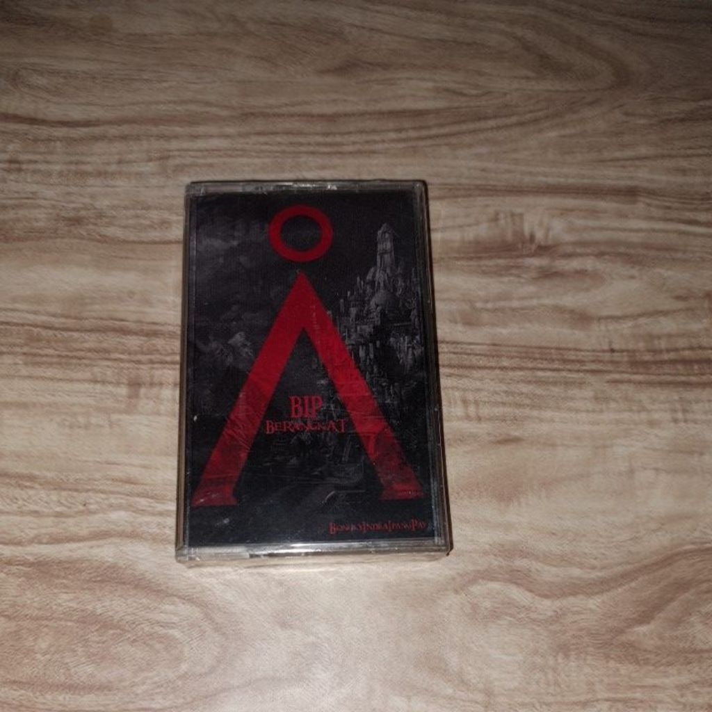 kaset pita bip
