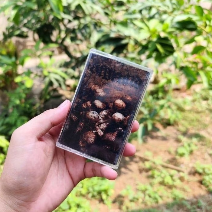 KASET TAPE AFGRUND - SVARTA DAGAR