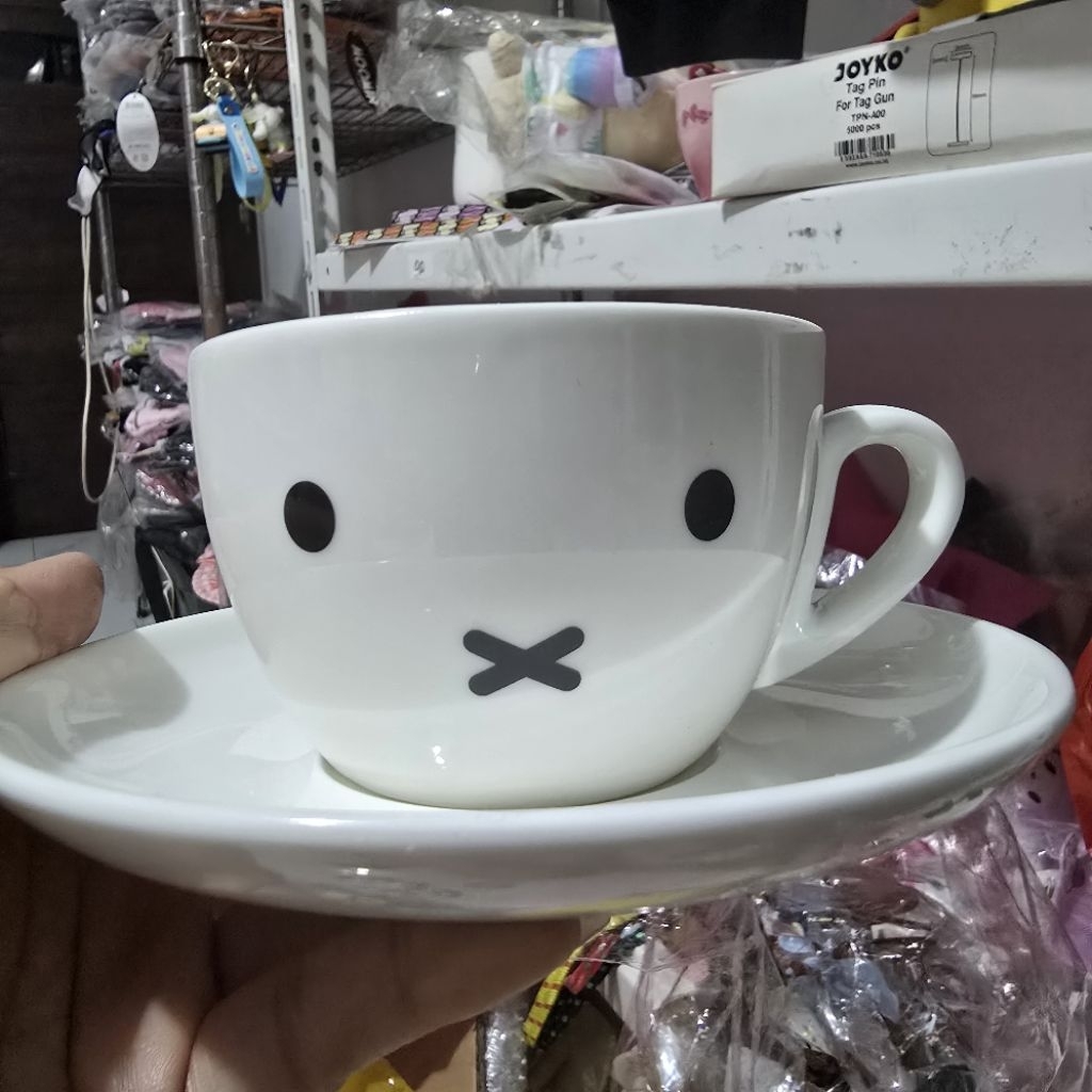 tea cup & saucer miffy