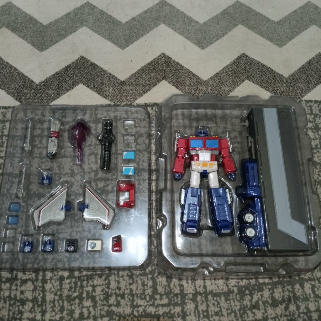 Transformers KO SS86 Optimus Prime MD 005 MD005 Not Weijang Jinbao Studio Series Hasbro
