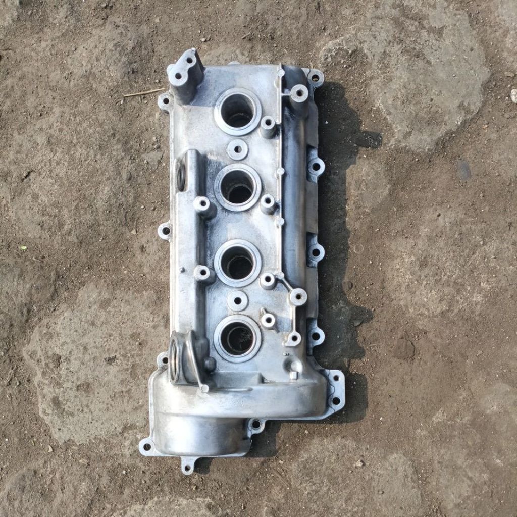 cover / tutup silinder head gran max