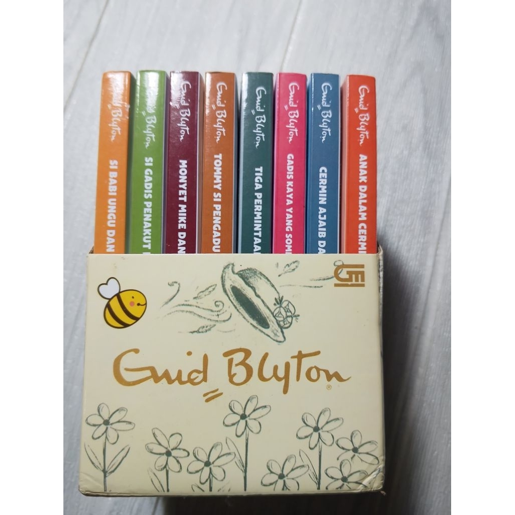 Box Set Seri Kumbang - Enid Blyton