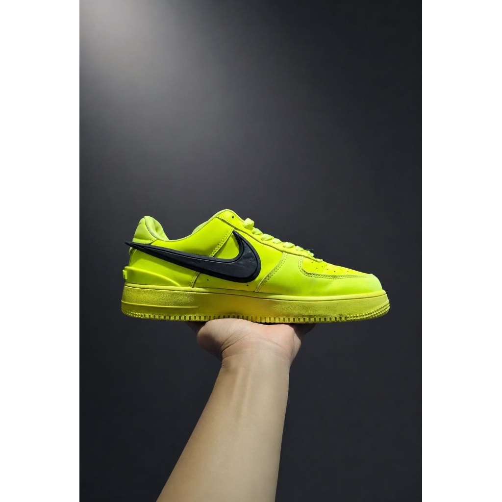 Sepatu Sneakers Nike Air Force 1 x Ambush