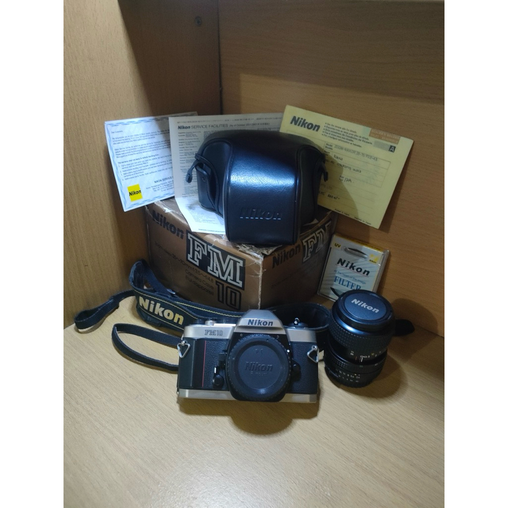 Nikon FM10 Kit Nikkor 35-70mm F3.5-4.8 New Old Stock Camera Analog