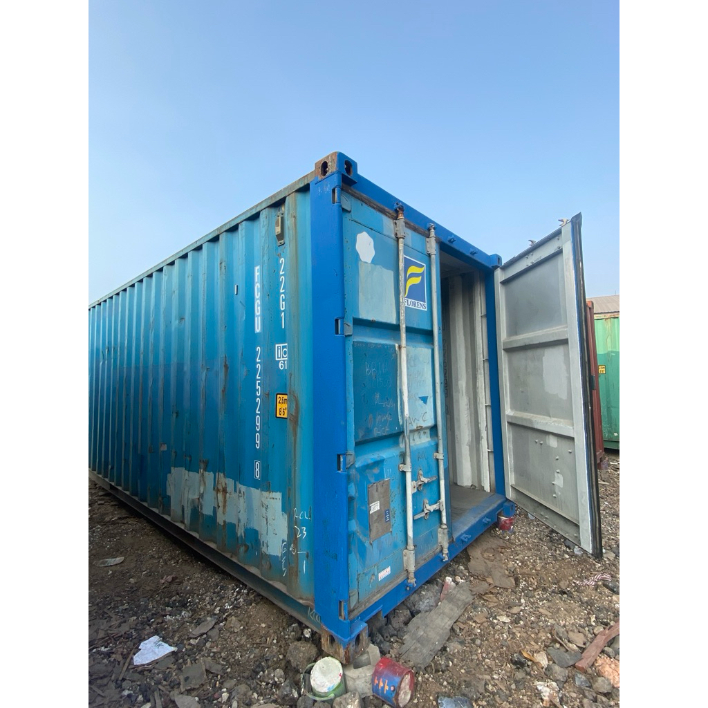 container 20 feet Dry Storage