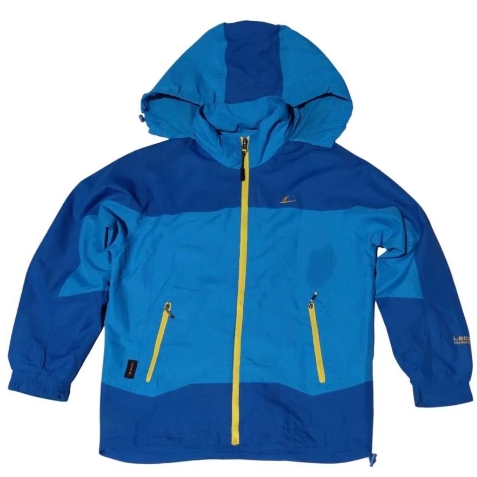 Jaket Gunung Lecaf Hiking Outdoor Warna Pekat Sangat Bagus