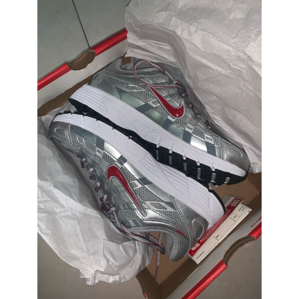 SEPATU NIKE P-6000 METALIC