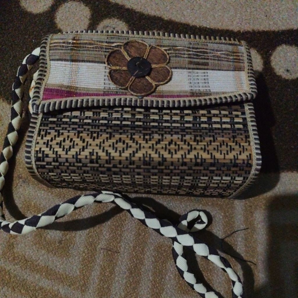 tas selempang etnik