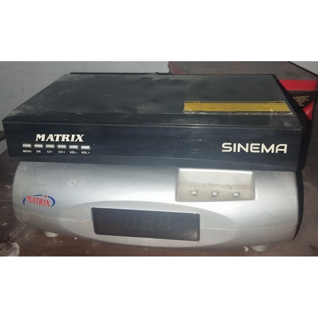 MATRIX - Positioner MATRIX V-BOX II + Receiver Parabola MATRIX (Satu Paket)