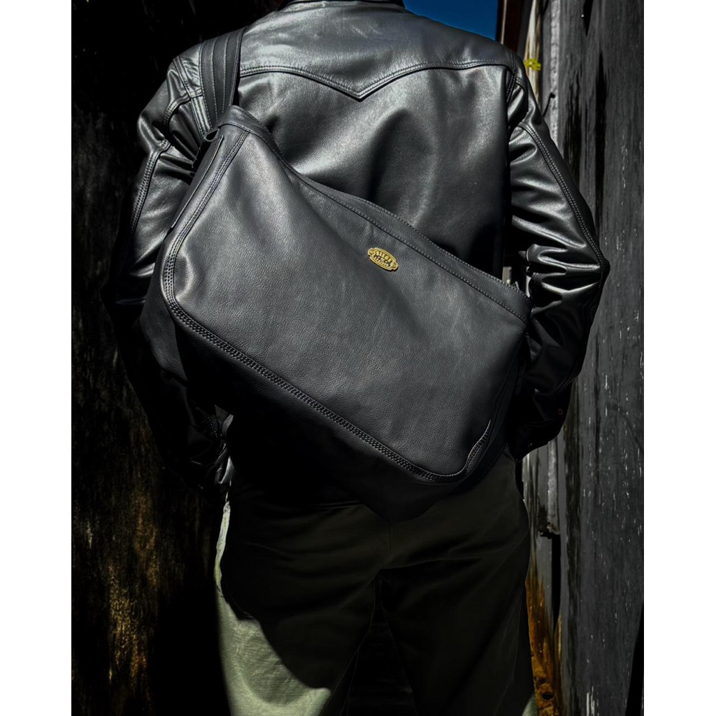 siege leather-NEWSPAPPER bag- tas kulit
