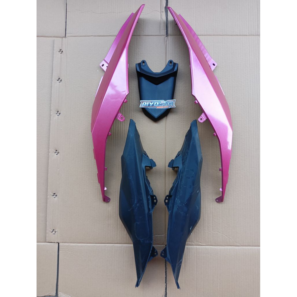 Cover body mio m3 warna pink set sambungan body mio m3 hitam