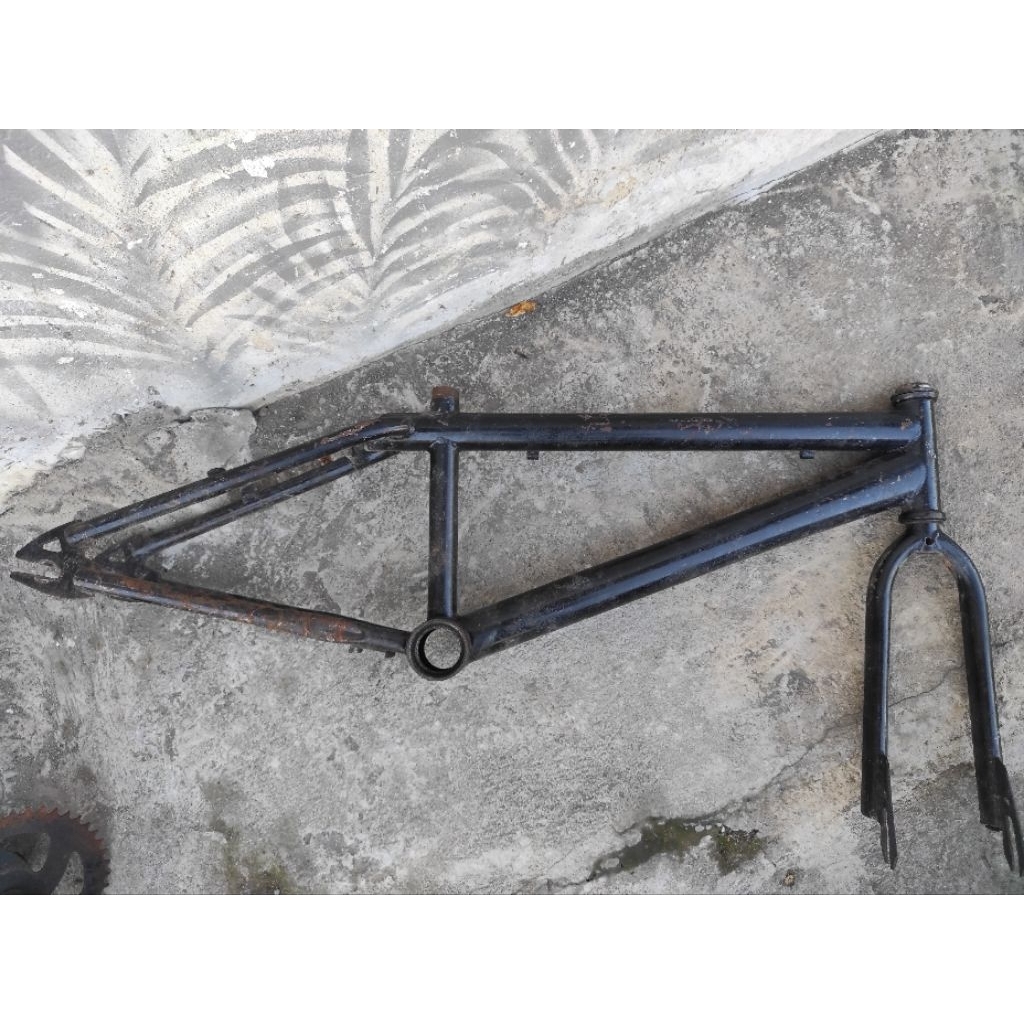 Frame BMX 20 Bahan Besi Bekas Murah