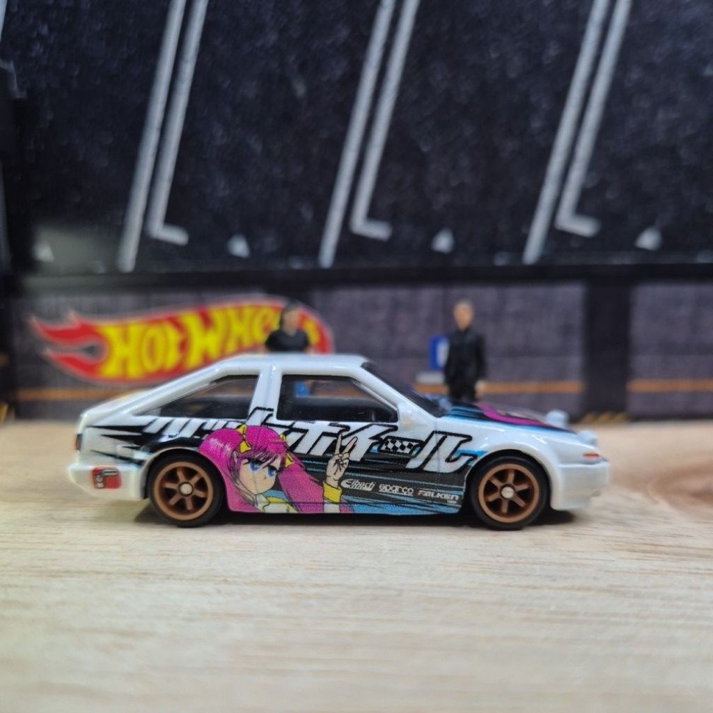 HOT WHEELS PREMIUM TOYOTA AE86 SPRINTER TRUENO MOUNTAIN DRIFTERS