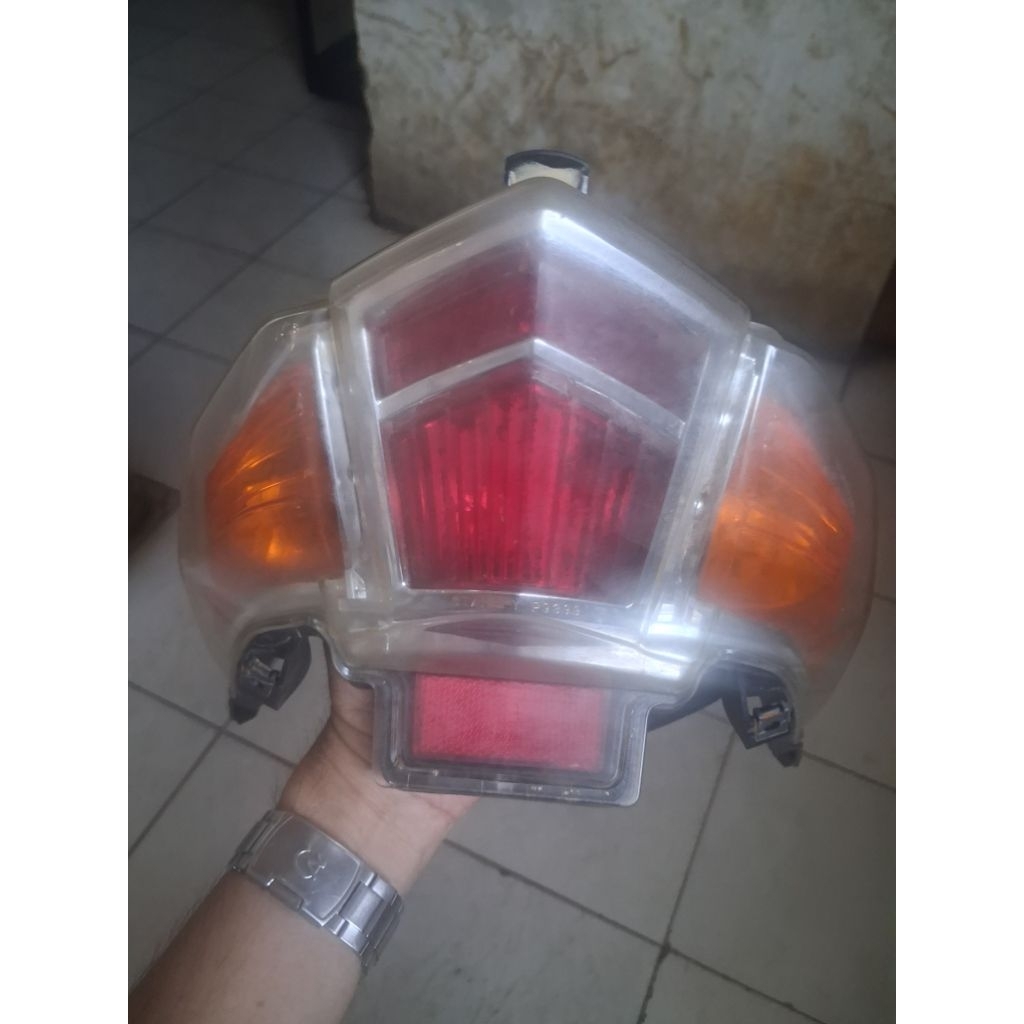 LAMPU STOP XEON KARBU